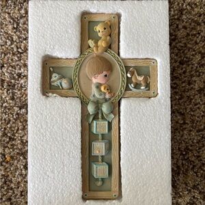 Precious Moments Gray Boy Praying Wall Cross